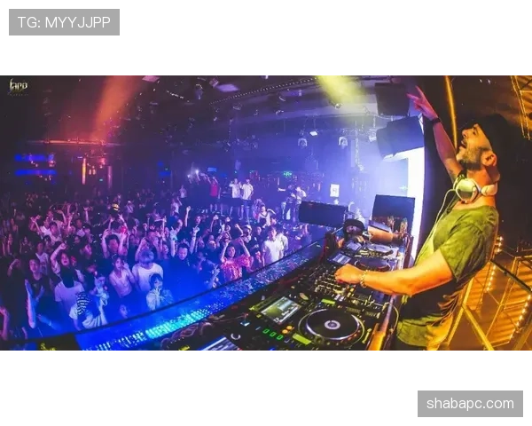 萨卡训练完直接去夜店蹦迪？这体力也太离谱了