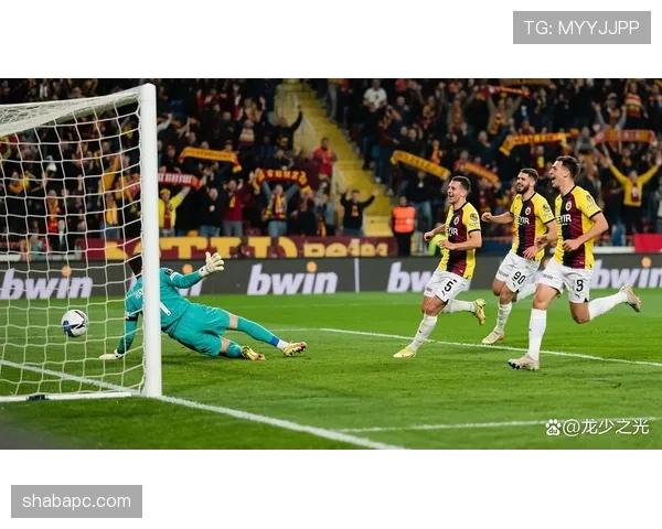 巴黎欧冠短板问题持续存在，考验球队稳定性，关键战能力仍需检验